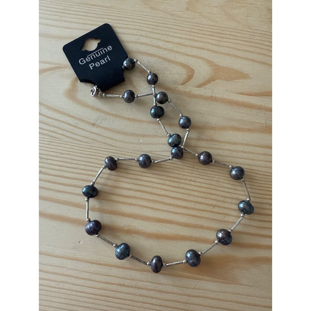 Genuine Pearl Necklace With Lobster Clasp & Metallic Accents